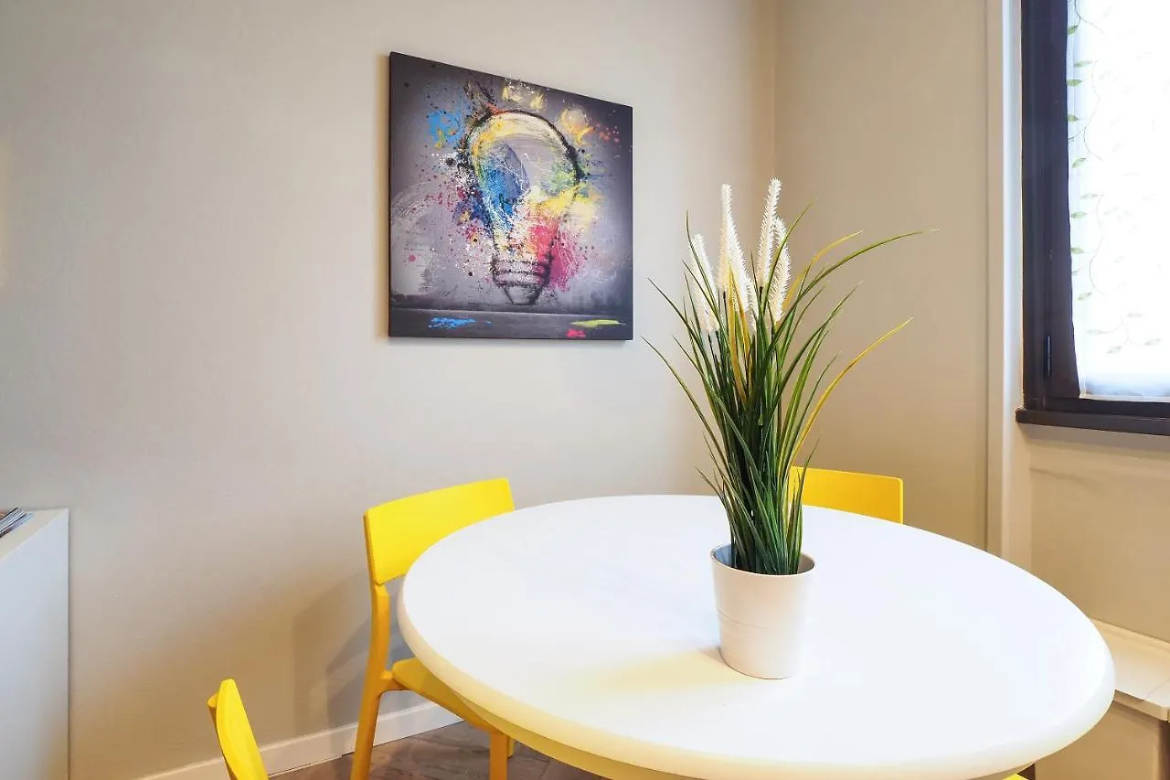 Primopiano - Ferrante Aporti Flats Apartment Milan 0*,
