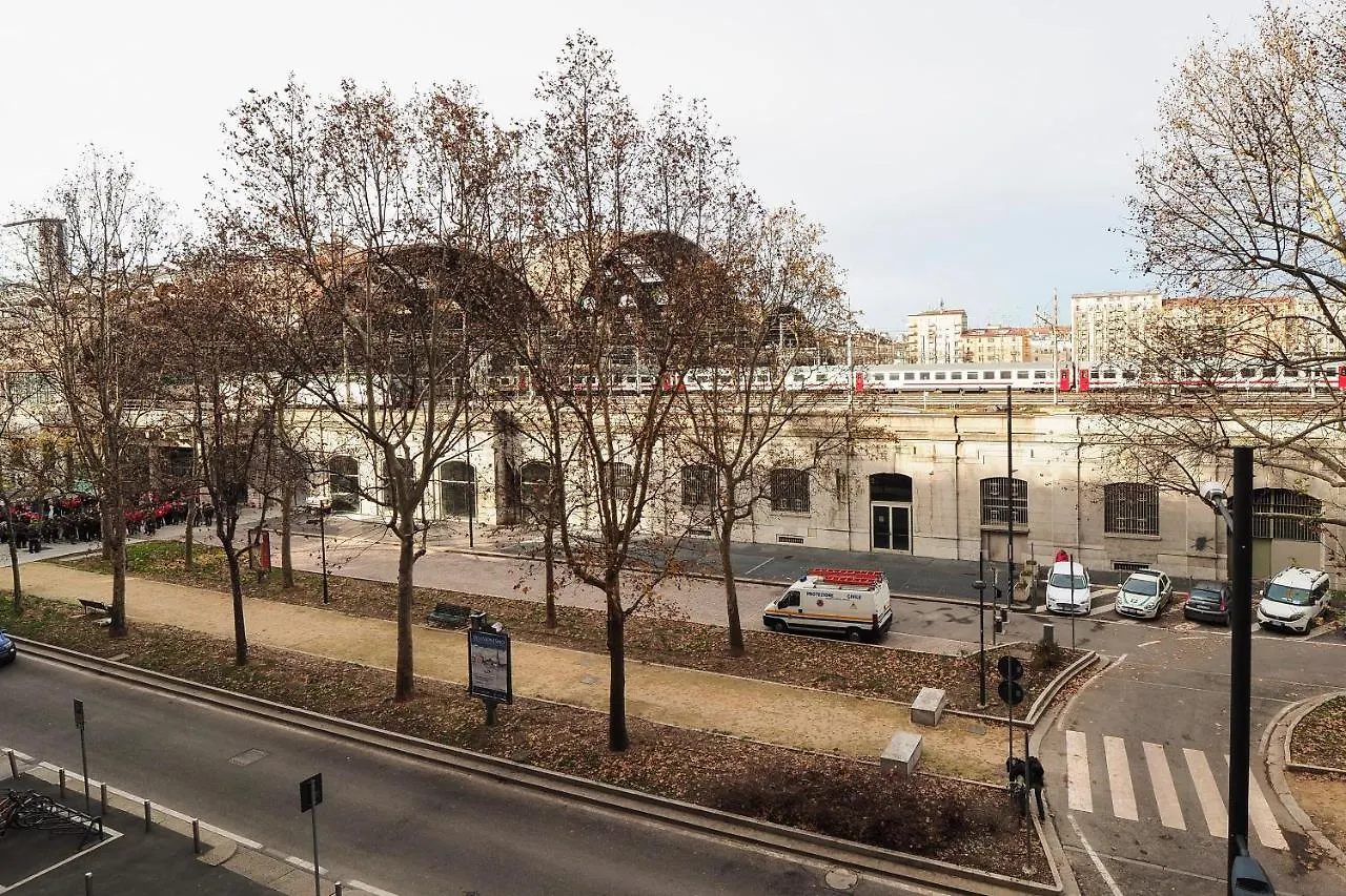 Primopiano - Ferrante Aporti Flats Apartment Milan
