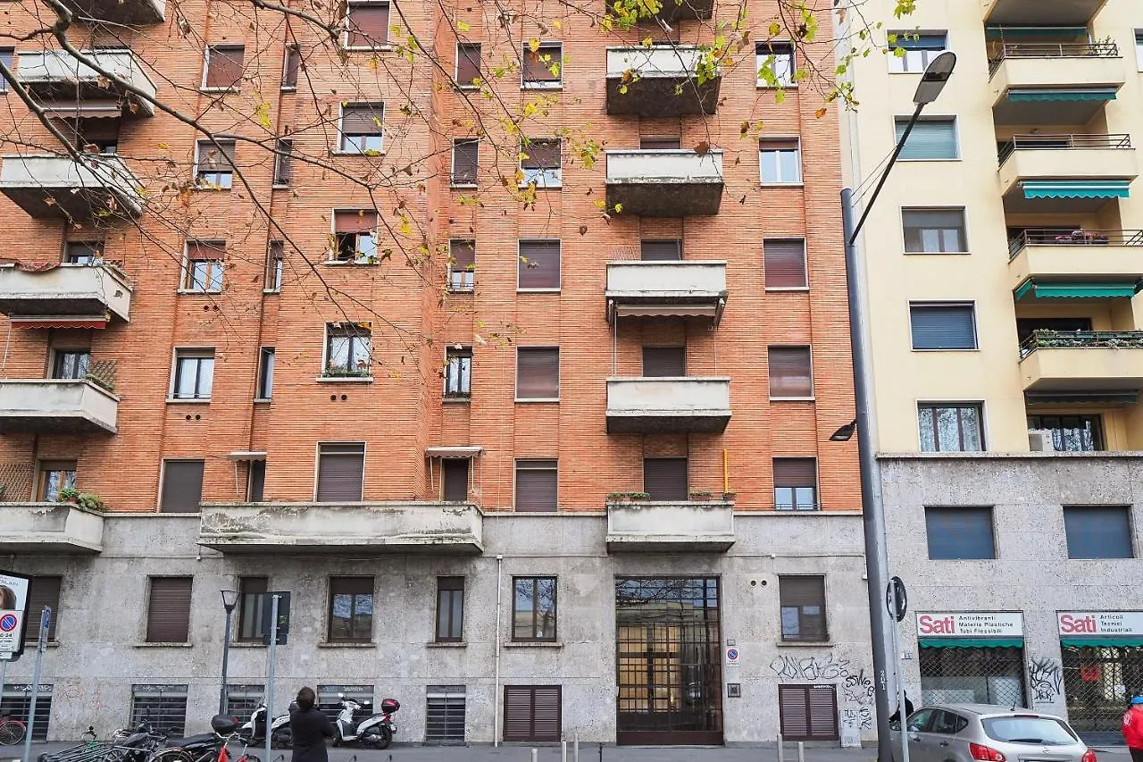 Primopiano - Ferrante Aporti Flats Apartment Milan 0*,